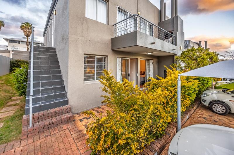 1 Bedroom Property for Sale in Kenridge Western Cape